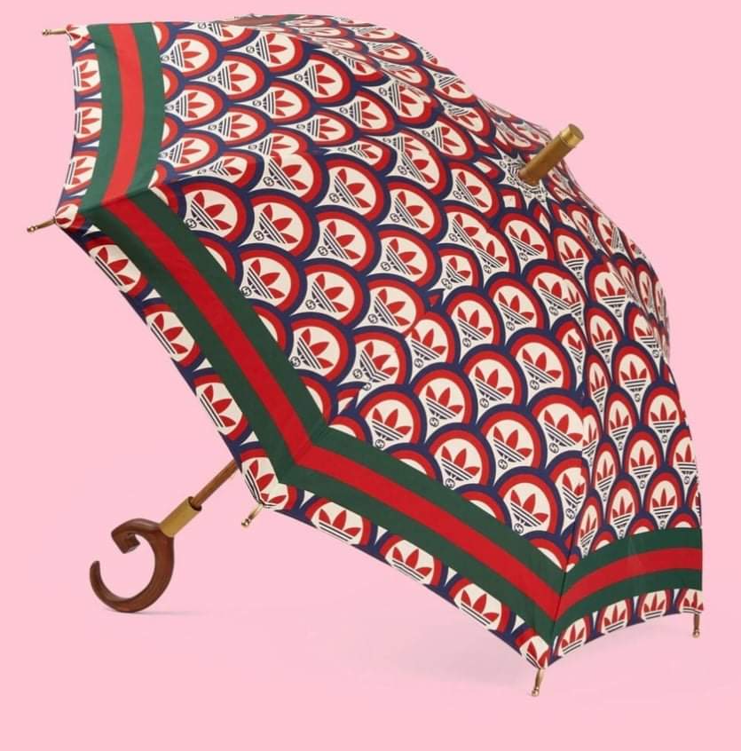 received 522654602896803 - Adidas e Gucci estão vendendo um guarda-chuva de US$ 1.644 que não protege da chuva