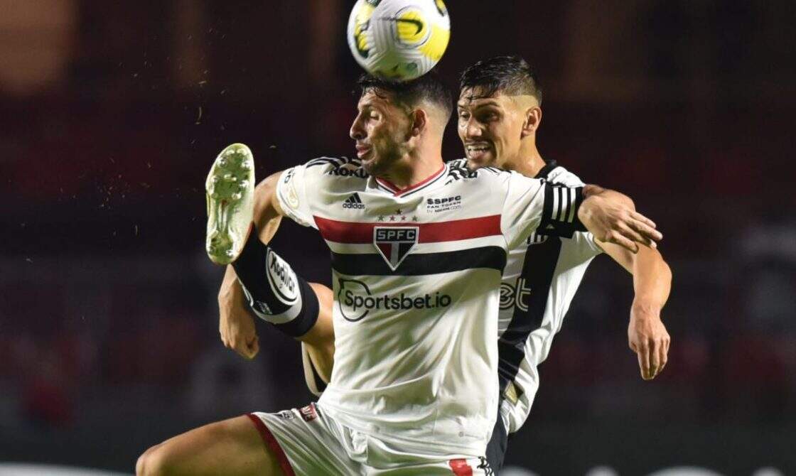Luciano marca duas vezes e dá 1ª vitória ao São Paulo fora de casa no Brasileirão
