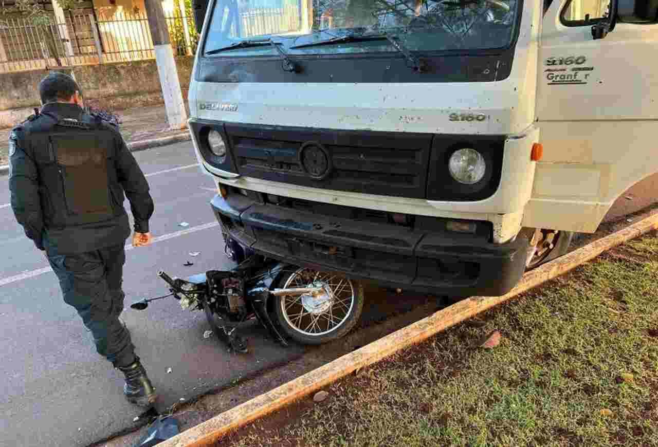 Acidente deixa motociclista gravemente ferido em Dourados