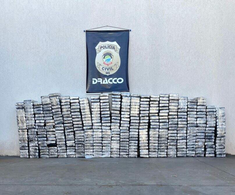 Energisa cocaina escondida - Dracco apreende 508 kg de cocaína escondida em caminhão clonado de empresa de energia