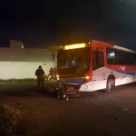 Motociclista que bateu em ônibus na Piratininga morre na Santa Casa de Campo Grande