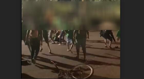 VÍDEO mostra briga generalizada entre alunos de escolas estaduais em Campo Grande