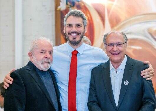 Pré-candidato ao senado pelo PT em MS, Tiago Botelho se encontra com Lula e Alckmin