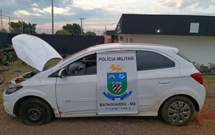 Dupla é presa com carro furtado em SP que seria levado ao Paraguai