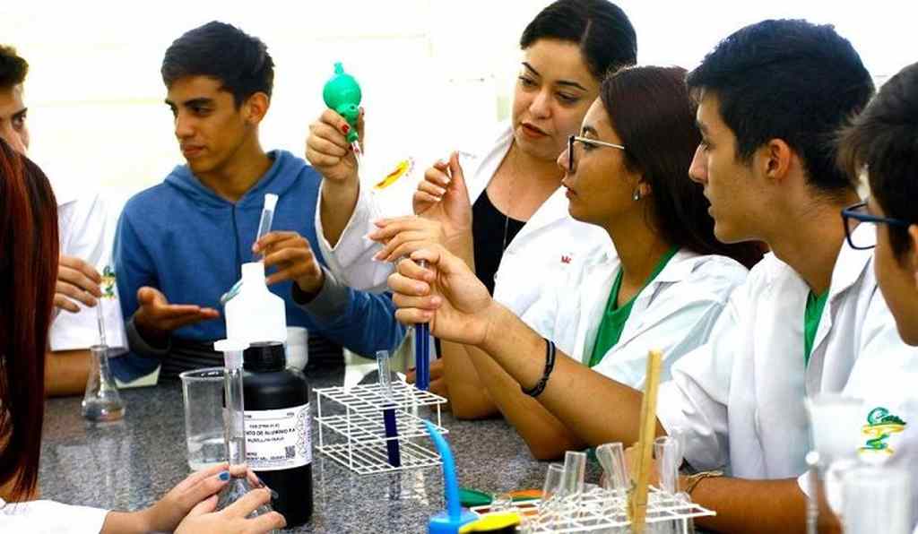 Estudantes mulheres que participarem de olimpíadas científicas brasileiras serão premiadas em MS