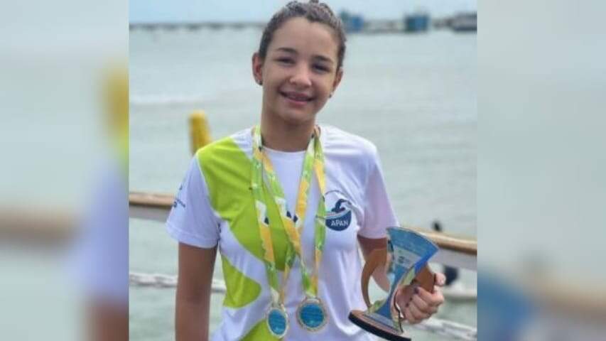 Nadadora mirim de Costa Rica traz para MS duas medalhas de ouro de competição em alto mar