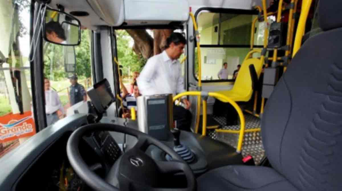 Intimado, Nelsinho Trad pede prazo para depor na defesa dos empresários de ônibus