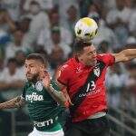 Palmeiras faz 4 gols em 7 minutos, goleia Atlético-GO e dispara no Brasileirão