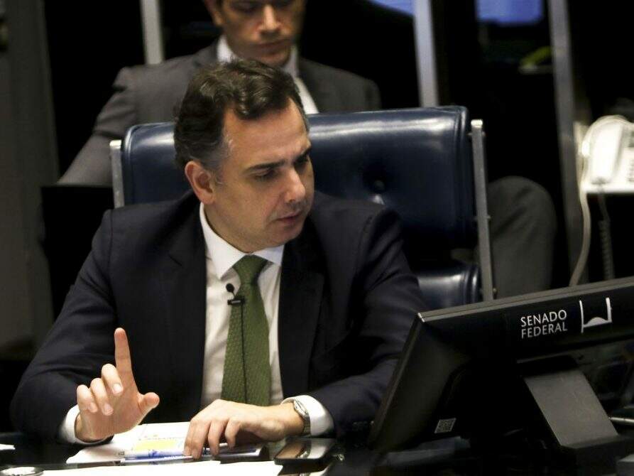 Pacheco decide abrir CPI do MEC, mas comissão só será instalada depois das eleições