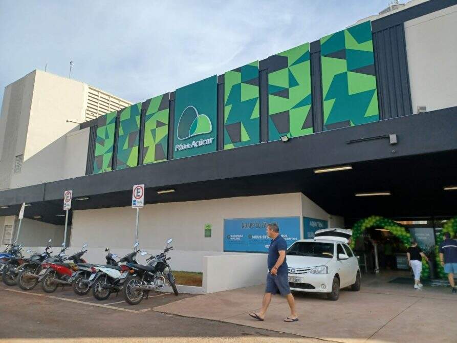 Inauguração movimenta Centro de Campo Grande e novo mercado quer pôr fim à fama de antecessor