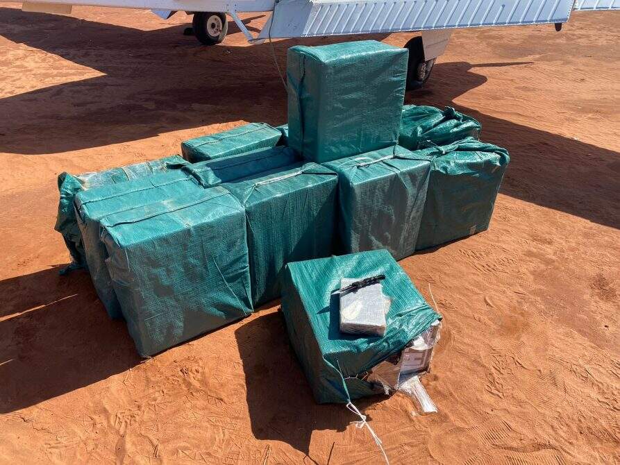 Interceptacao 4 - FAB usou dois Tucanos para interceptar aeronave em MS que carregava 500 kg de droga