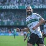 Alef Manga marca e Coritiba vence o Cuiabá em duelo direto contra o rebaixamento