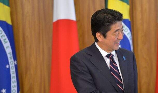 Polícia investiga motivo para o assassinato de Shinzo Abe e admite falhas