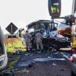 Condutor de Audi dorme ao volante e causa colisão com dois caminhões no anel rodoviário de Campo Grande