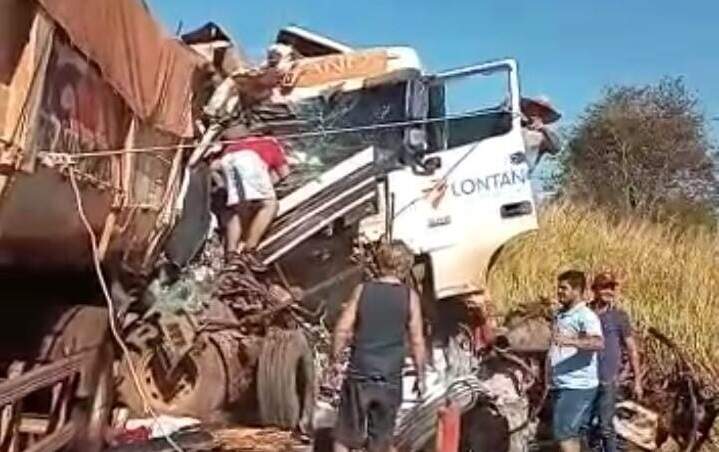 Jovem que morreu em acidente entre carretas na BR-163 em Mato Grosso seria de Dourados