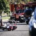 Motocicleta é arrastada por 10 metros após acidente com mototaxista em Campo Grande