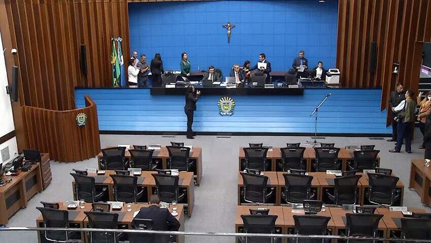 Assembleia Legislativa aprova moção de pesar a familiares do dirigente do PT morto em Foz do Iguaçu