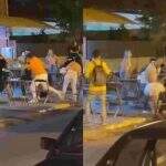 VÍDEO: Briga generalizada em frente de pizzaria em MS termina com homem desmaiado