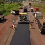 Agesul-MS contrata empreiteira para fazer 1,52 KM de asfalto em acesso à cooperativa