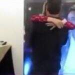 Vídeo de Leonardo beijando fã viraliza e Poliana sentencia: ‘amor próprio’