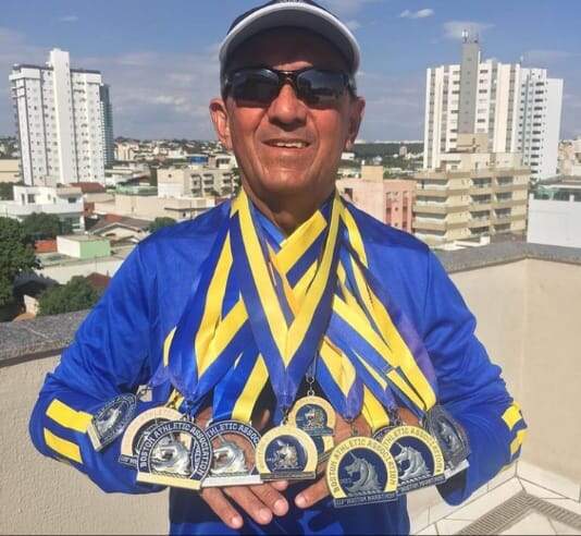 nilson medalhas 2 - 'Homem-Maratona' que já correu toda a América do Sul vai colocar Campo Grande no currículo