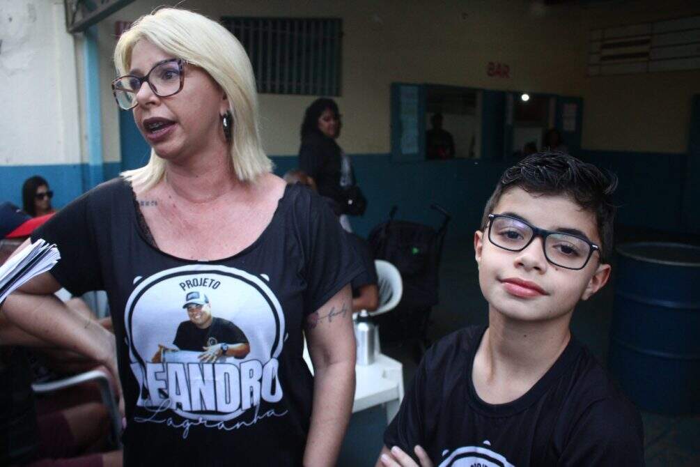 samba 16 - VÍDEO: Músico de MS ganha homenagem de escola de samba um ano após morrer de covid