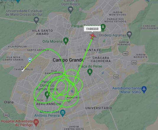 sobrevoo - Você viu? Avião e helicóptero da Força Aérea sobrevoam Campo Grande 'em círculos'
