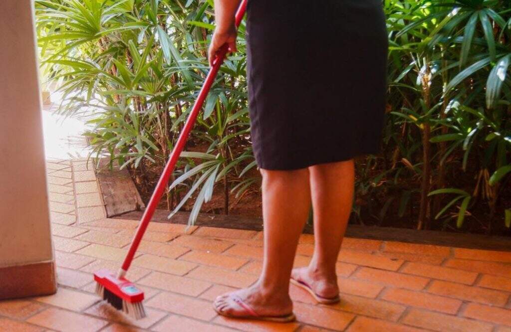 trabalho domestico 2 - Serviço doméstico cresce 32% em MS e profissionais apostam até em 'ficha limpa' para atrair clientes