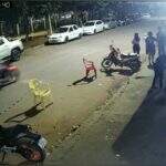 VIDEO registra pedestre sendo arremessada com impacto de moto em Campo Grande
