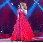Vanessa da Mata nem imaginava, mas usou ‘vermelho do amor’ em Bonito e ganhou coro de crianças