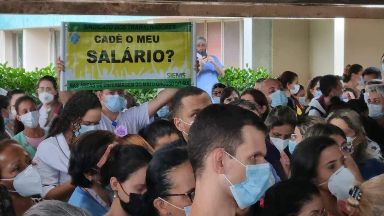 Representantes falam em greve após suspensão de piso salarial da enfermagem