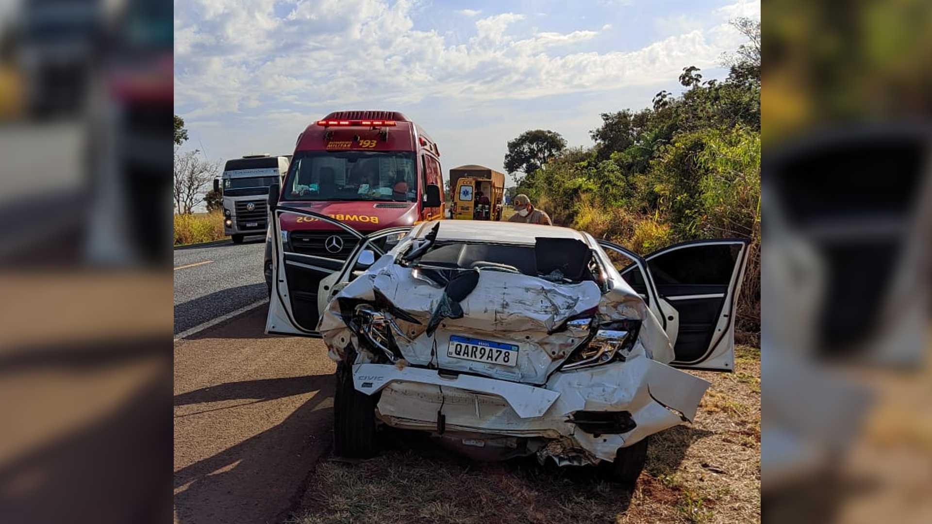 A caminho de convenção, carro com vice-prefeito e vereadoras é arremessado em acidente na BR-163