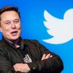 Elon Musk avalia Twitter em US$ 20 bi, menos da metade do valor da compra da rede social
