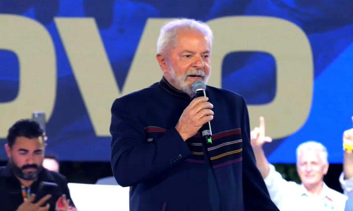 Lula promete criação de ministérios para indígenas e pequenas empresas