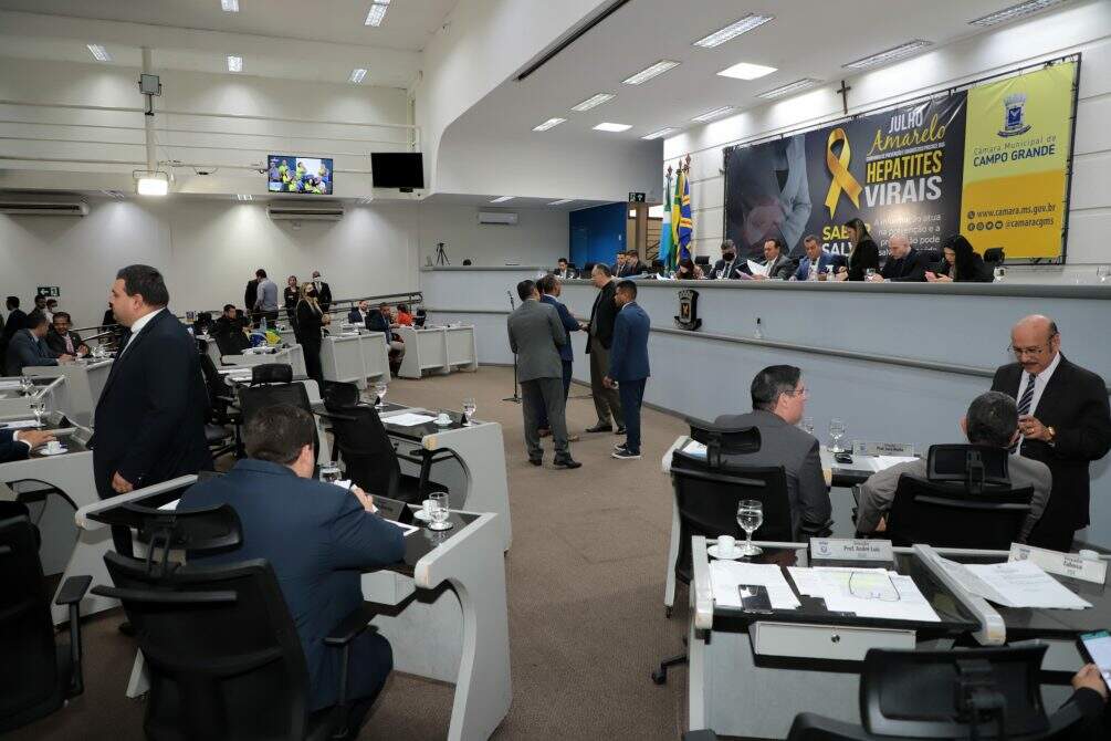 Após recesso, Câmara de Campo Grande retoma sessões e pauta tem análise de 4 vetos e projeto