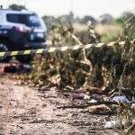 Corpo de homem queimado com óleo diesel é encontrado em estrada em Campo Grande