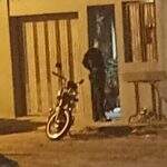 Moto ‘some’ durante encontro de amigos e é achada no quintal da vizinha em Campo Grande