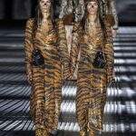 Gucci surpreende ao levar gêmeos para desfilar na Milan Fashion Week 
