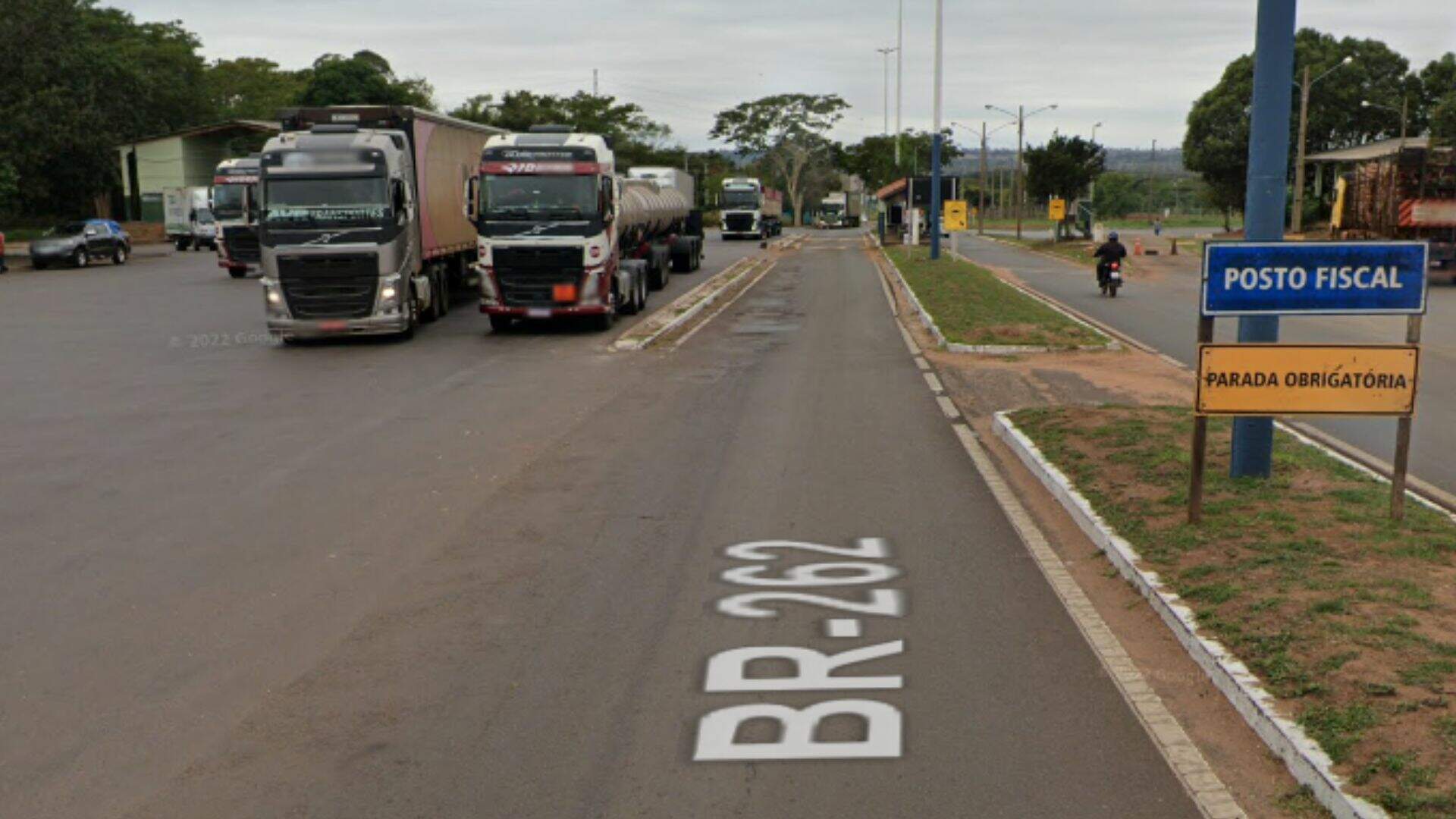 Polícia persegue Fiorino até São Paulo após condutor se negar a parar veículo em posto fiscal