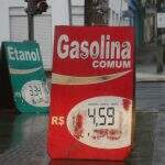 Preço da gasolina continua em queda e chega a R$ 4,59 em Campo Grande