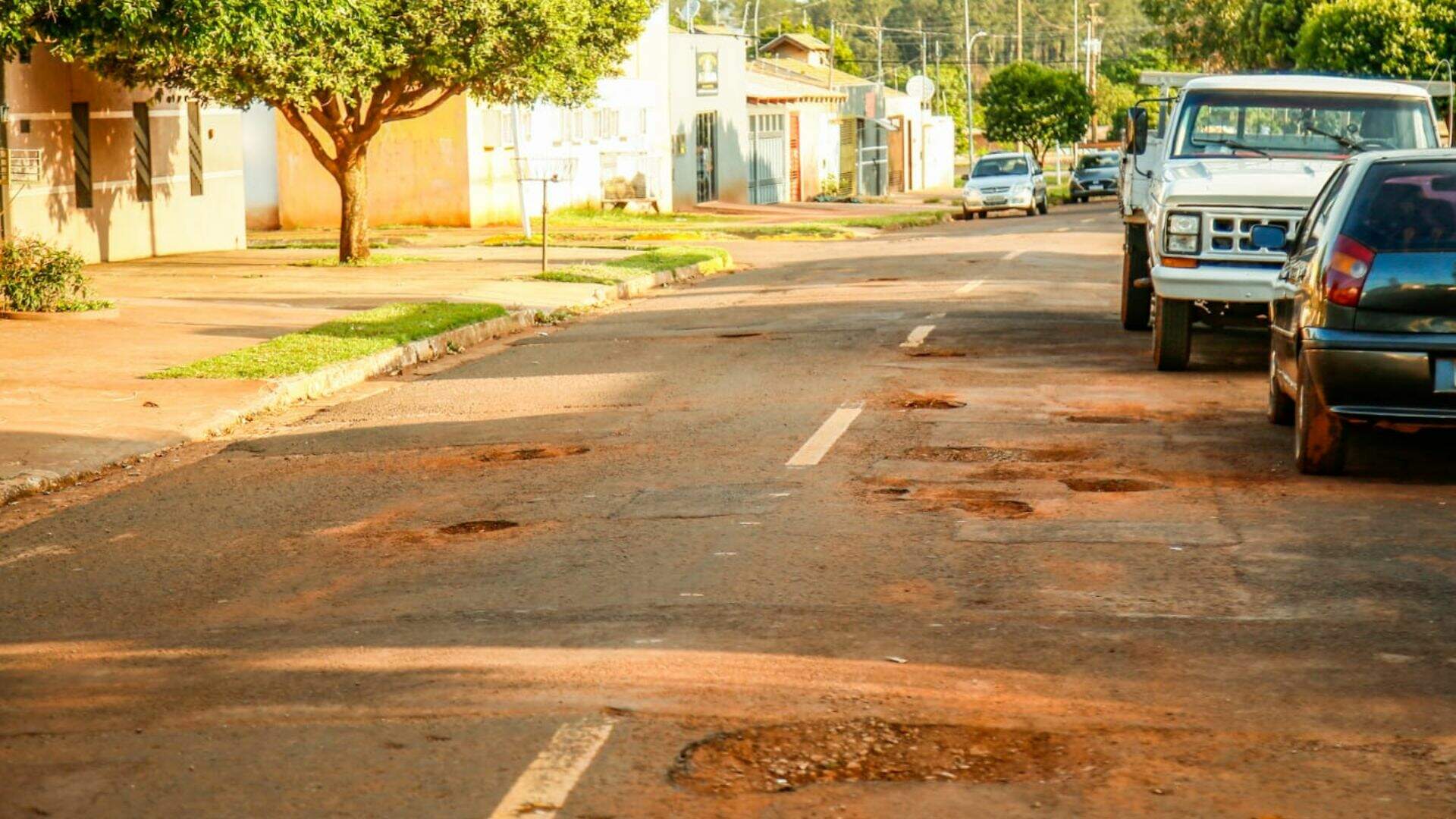 rua esburacada vila popular