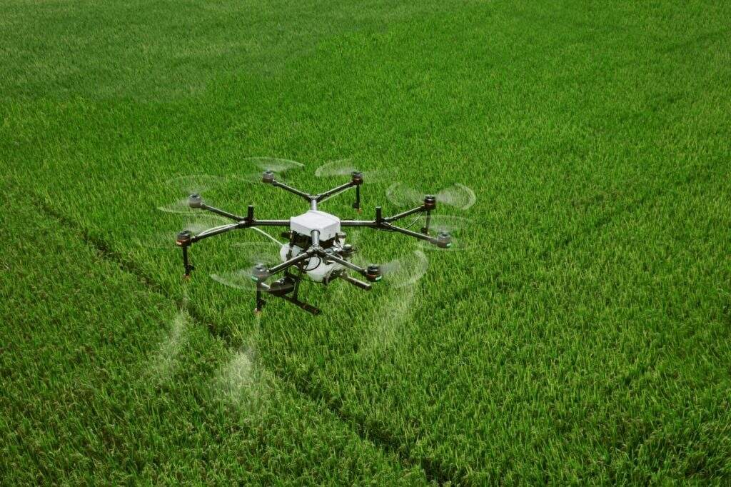 drone no campo