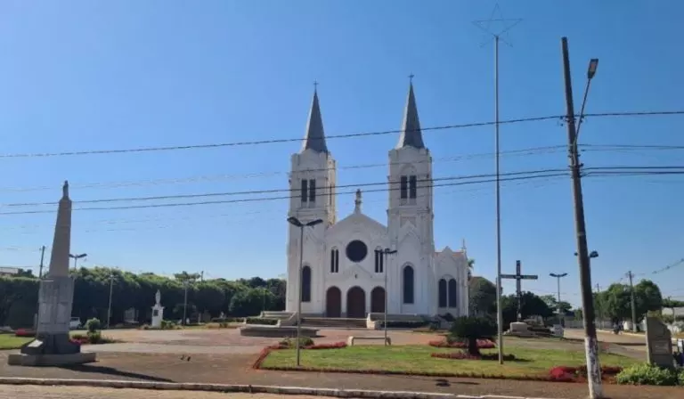 Igreja Matriz é símbolo de Aquidauana - (Foto: Divulgação)