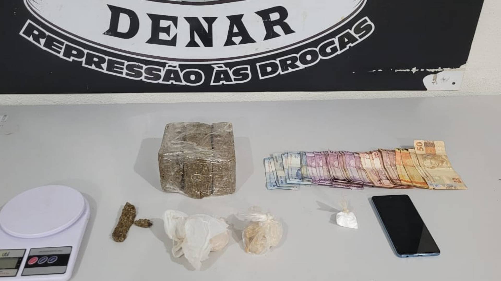 Do presídio, detento comandava disque-entrega de cocaína em Campo Grande