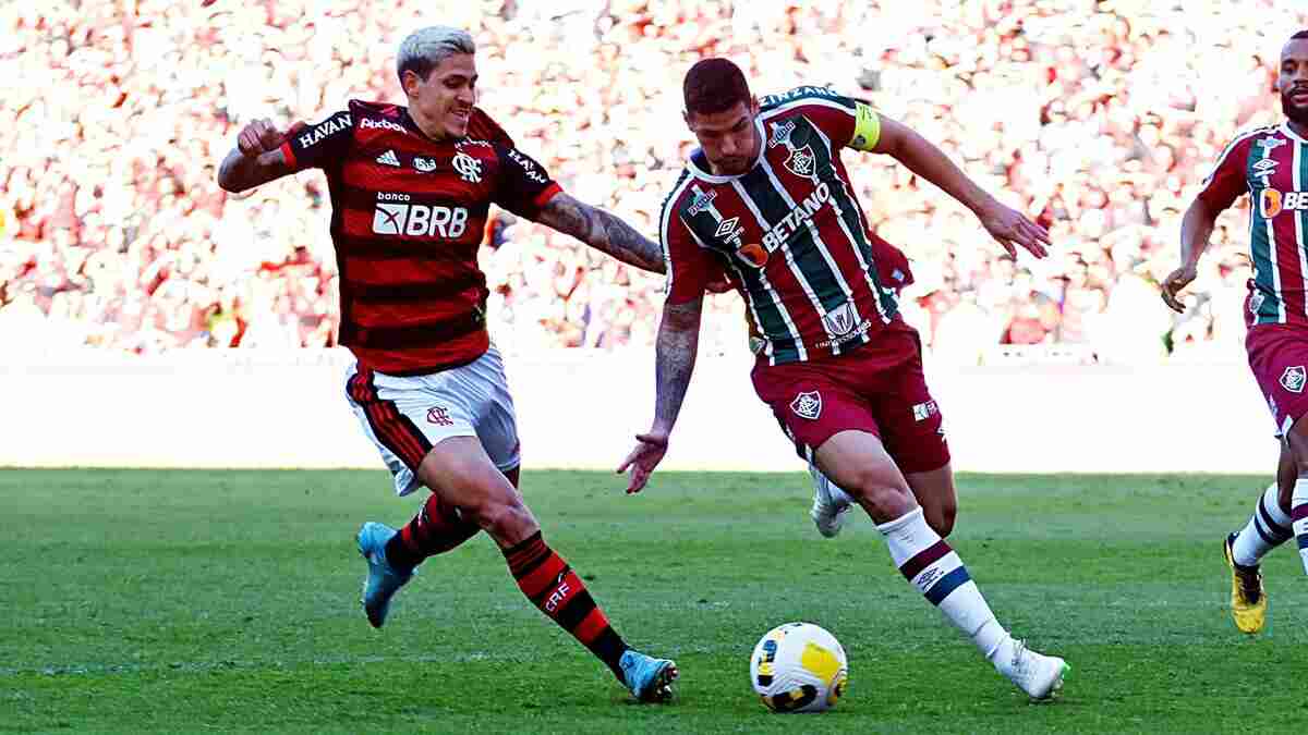 Em grande jogo, Fluminense quebra invencibilidade do Flamengo e assume o 2º  lugar