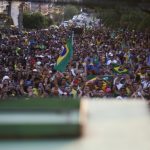 Marcha para Jesus reuniu 25 mil pessoas no Centro de Campo Grande, segundo estimativa da PM