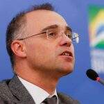 Mendonça libera reportagens sobre compra de imóveis pela família Bolsonaro