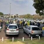 Apoiadores de Bolsonaro se reúnem nos Altos da Afonso Pena para motociata
