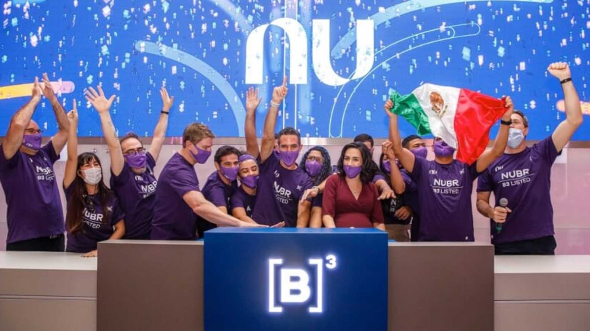 Nubank seguirá com ações em NY, mas decide fechar capital no Brasil