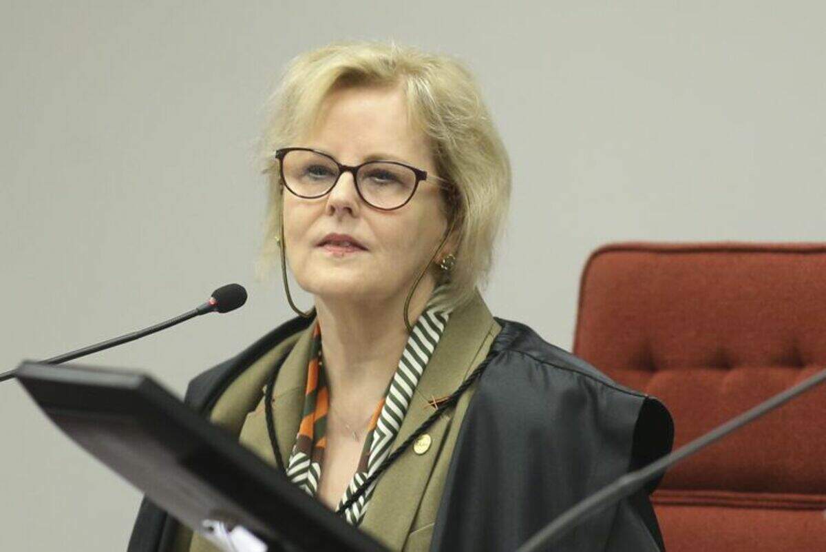 Rosa Weber promete STF ‘vigilante’ em defesa da democracia